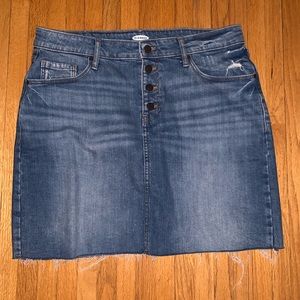 Old Navy Denim Skirt size 12, raw edge, button fly, small distresses,gently worn